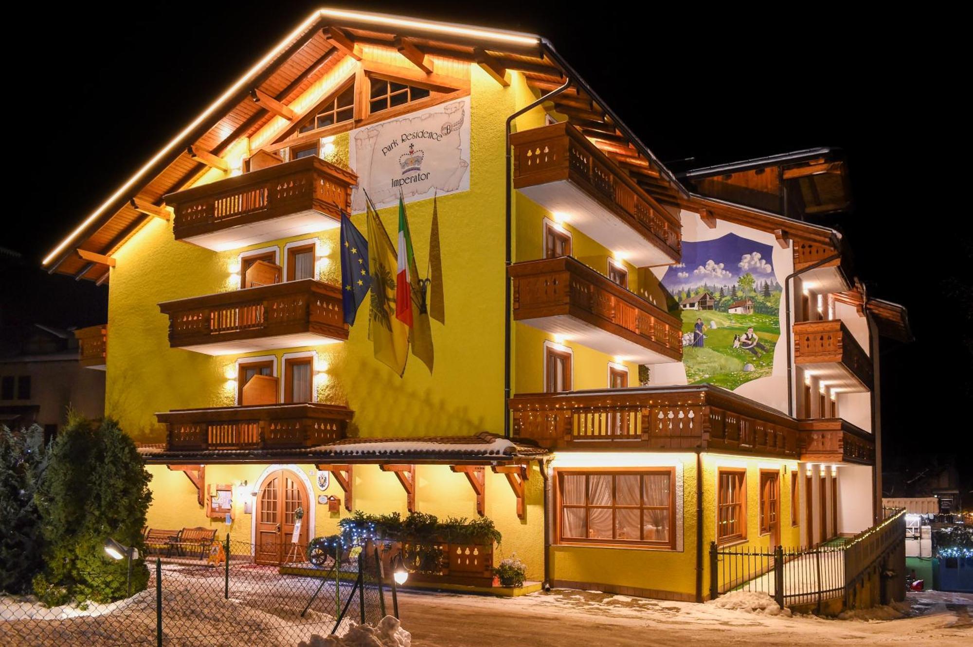 Park Residence Imperator Carisolo Exterior foto