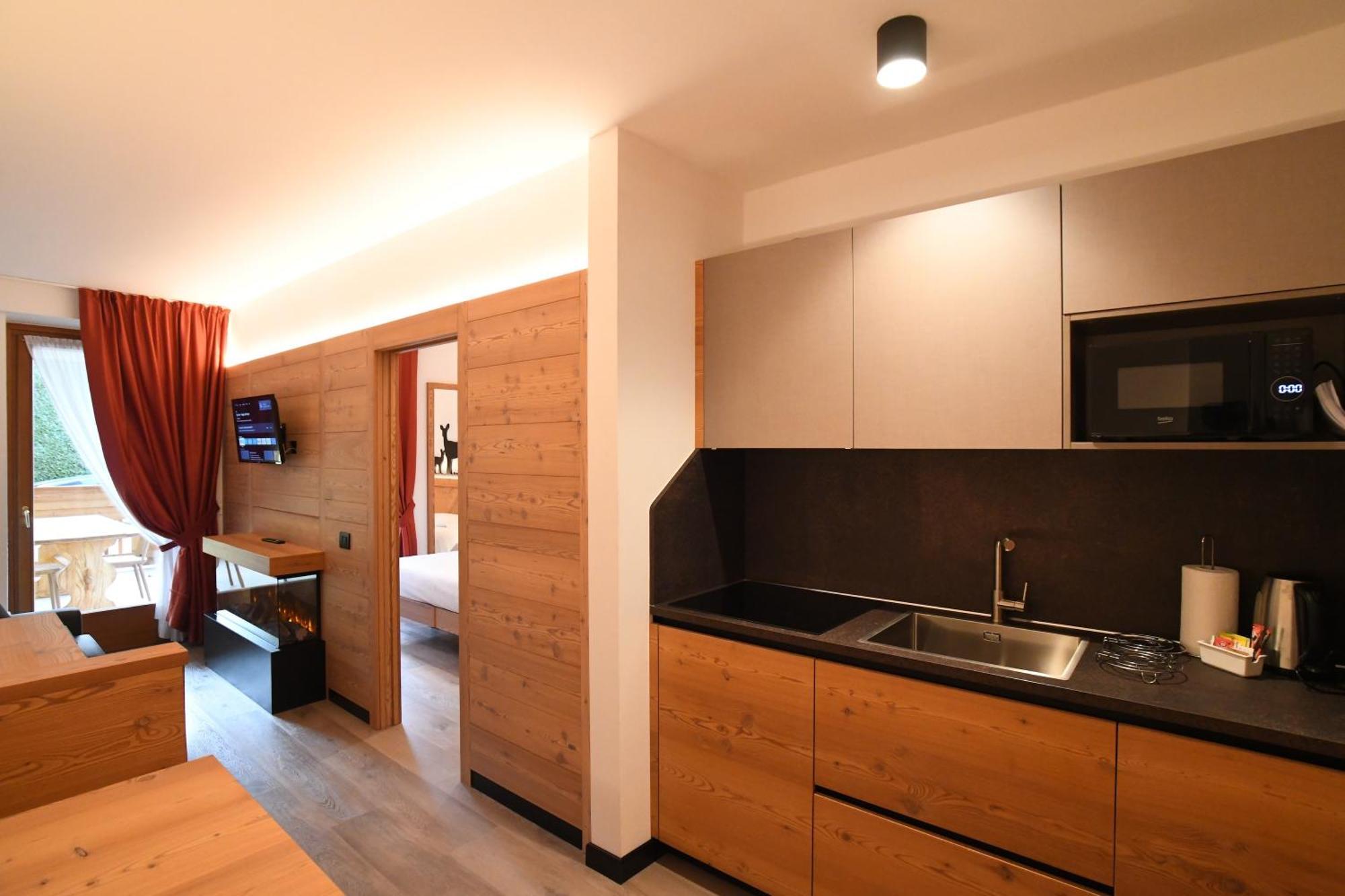 Park Residence Imperator Carisolo Exterior foto